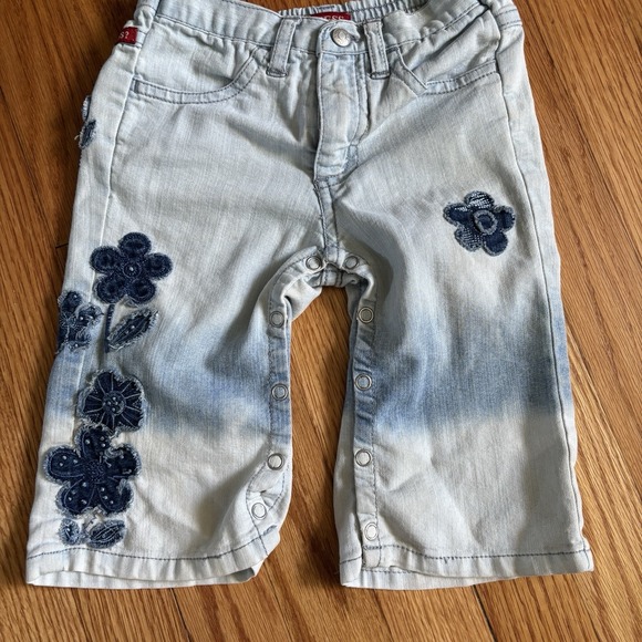 VTG Baby‎ Guess Embroidered Flowers Denim Jeans Toddler 12M Y2K Rare - Picture 1 of 4